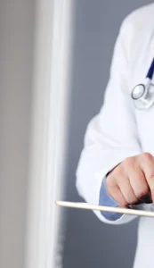 Doctor at Home in Colombia: certified physicians visit your Airbnb or apartment for check-ups, consultations, and medical care at your convenience.