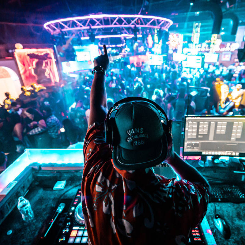 Medellín Nightlife Tour | VIP Rooftops & Clubs Experience