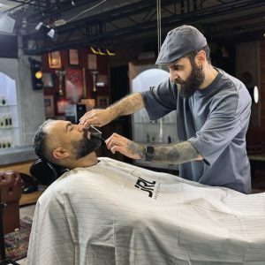 Iranian_barber